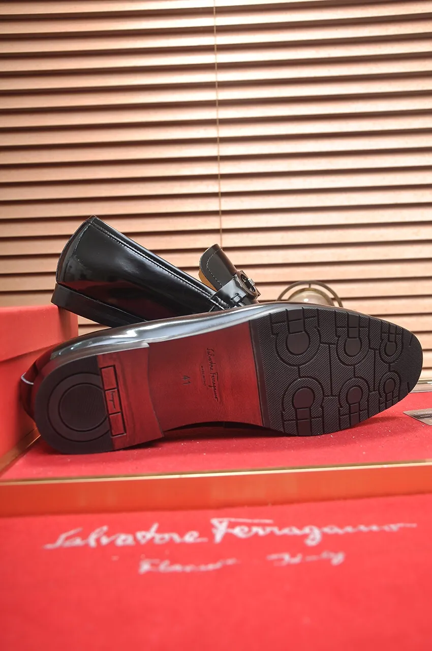 Men's shoes 💰520💶【Ferragamo/Ferragamo】The latest model in the counter. Original imported high-quality cowhide with open sides + imported 🐂 water-dyed cowhide lining + original luxury metal buckle + original combination outsole. No pressure for comparison. 38--45 (45 is custom-made and cannot be returned or exchanged)